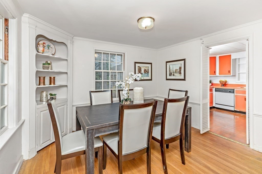 61 Sheridan Road Wellesley, MA 02481 - Photo 17 of 33