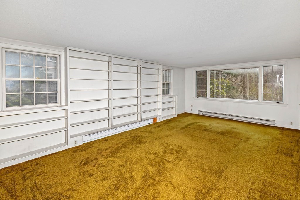 61 Sheridan Road Wellesley, MA 02481 - Photo 19 of 33