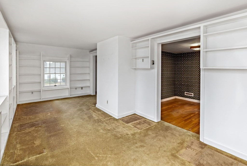 61 Sheridan Road Wellesley, MA 02481 - Photo 21 of 33