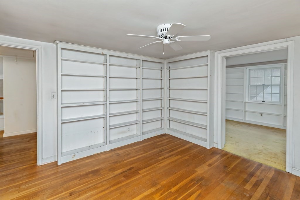 61 Sheridan Road Wellesley, MA 02481 - Photo 27 of 33