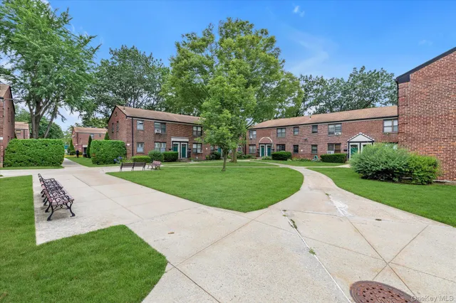 $195,000 | 196-32 69th Avenue, Unit 1 | Fresh Meadows