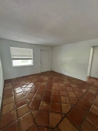 $1,595 | 2120 East Washington Street, Orlando, FL 32803