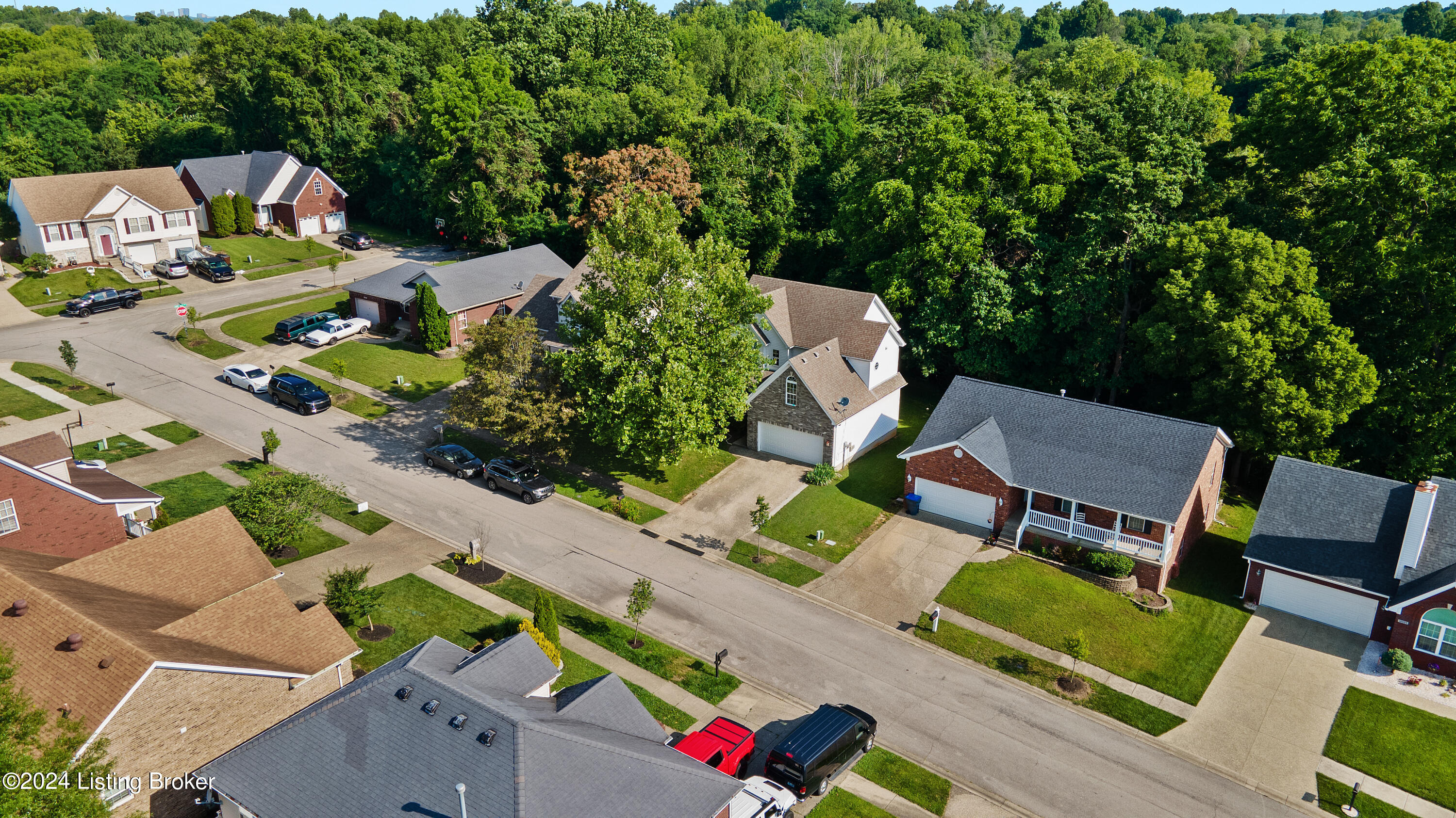 10005 Rimfire Road Louisville, KY 40291 - Photo 32 of 33 10005 Rimfire Rd