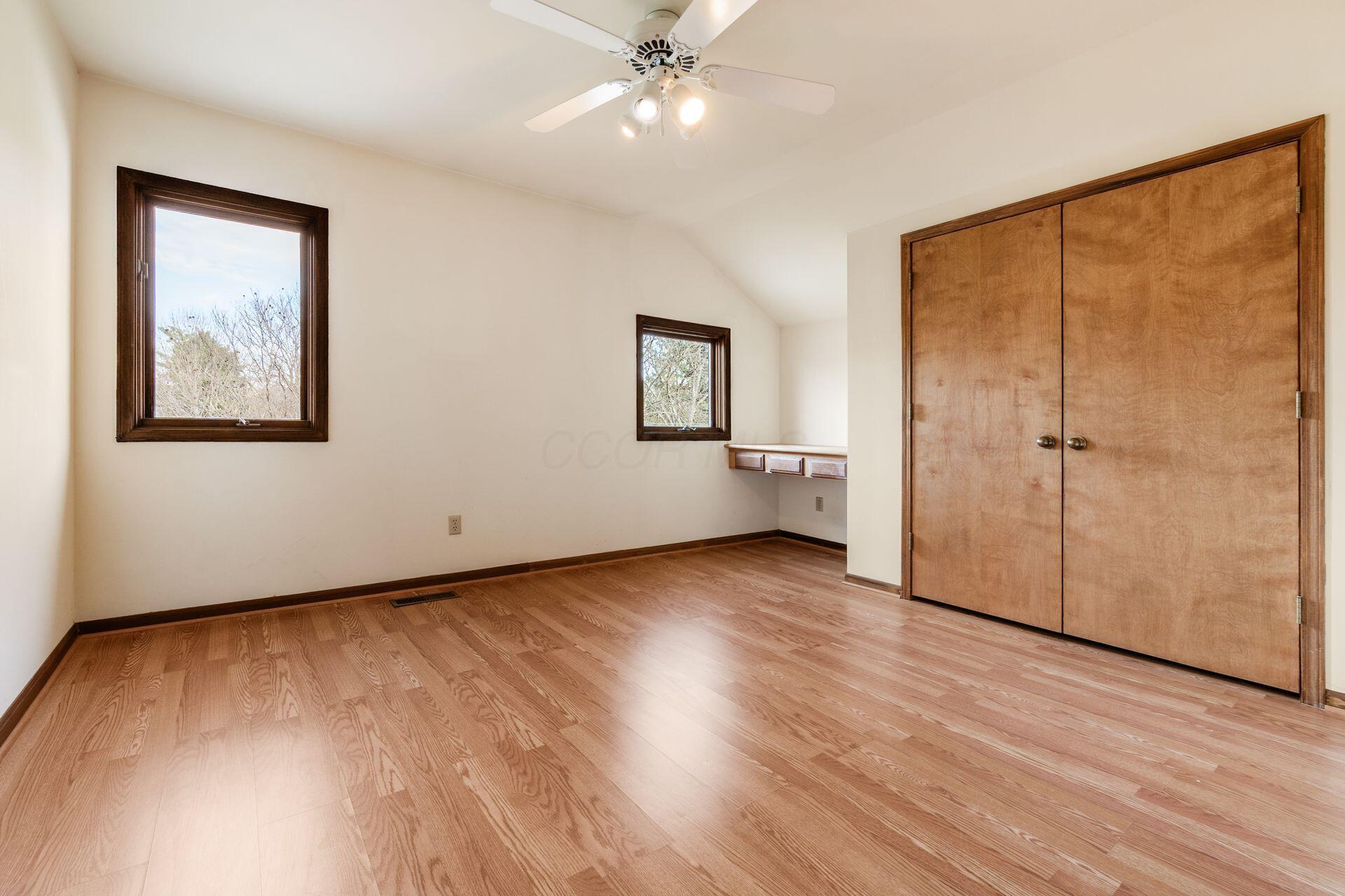 803 Old Farm Road Columbus, OH 43213 - Photo 47 of 97 Fourth Bedroom