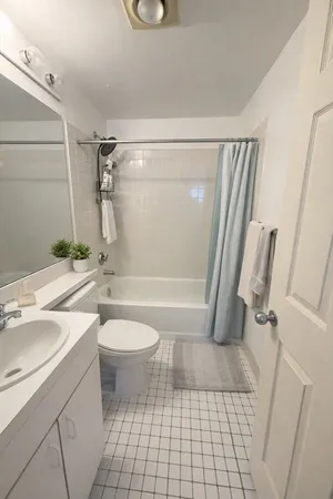 $3,200 | 170 Gore Street, Unit 106, Cambridge, MA 02141