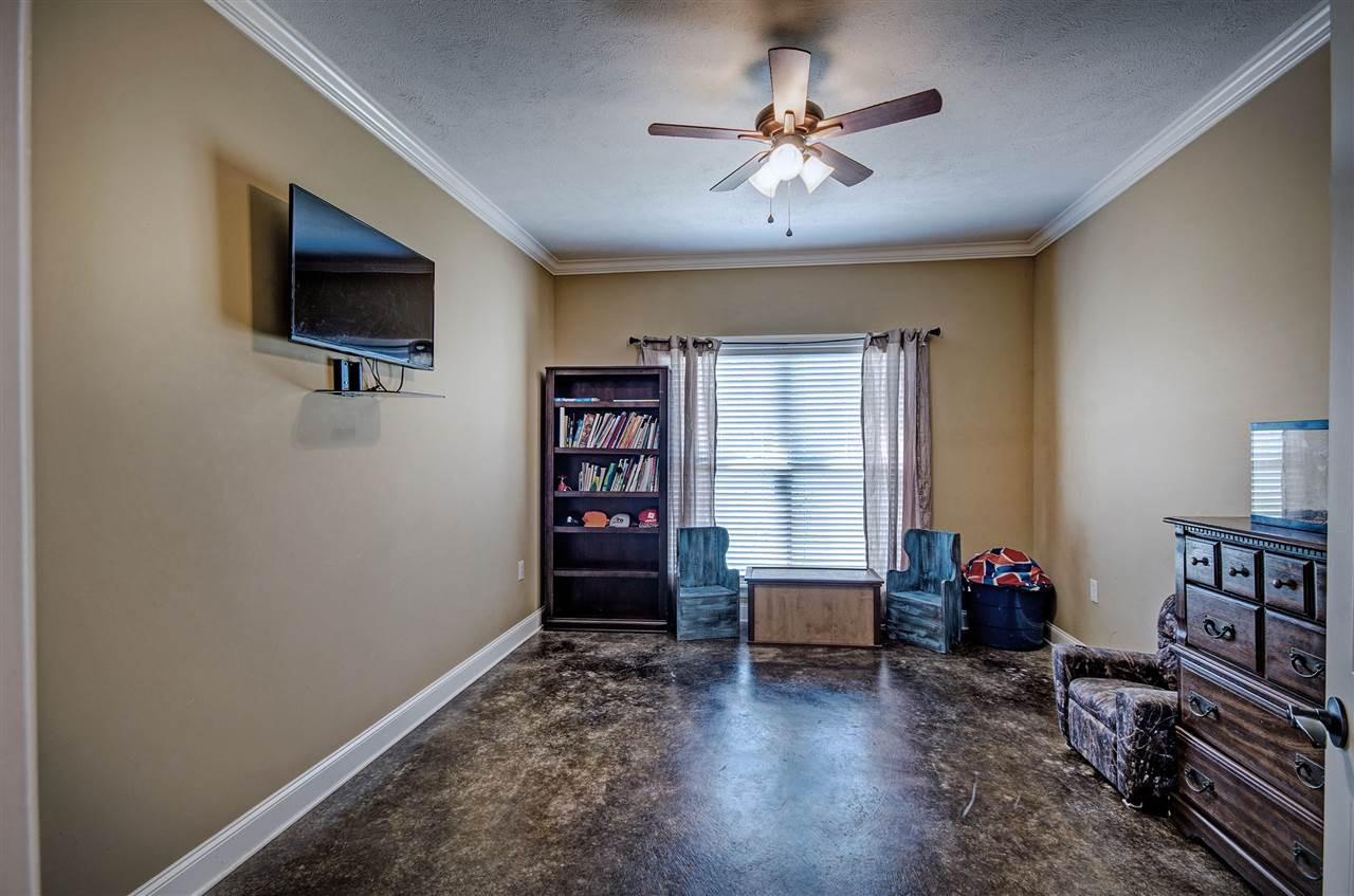 790 Arbor Acres Road Carthage, MS 39051 - Photo 18 of 28 Office / Playroom