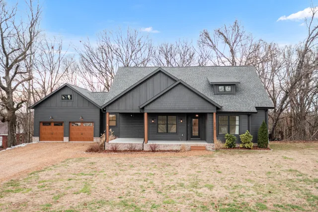 $635,000 | 2140 Abiff Road, Burns, TN 37029
