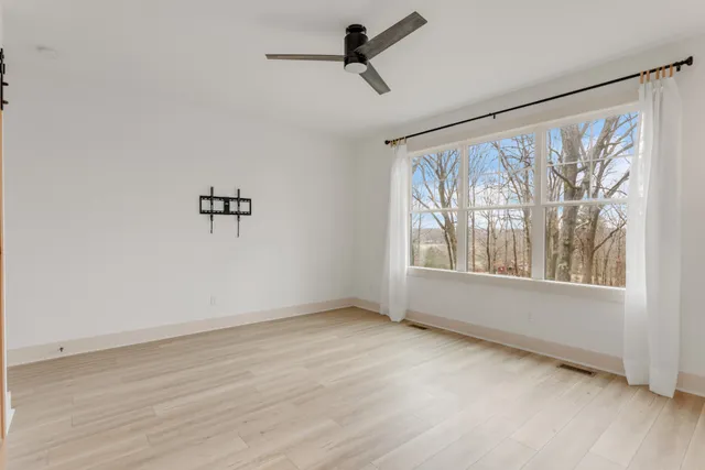 $635,000 | 2140 Abiff Road, Burns, TN 37029