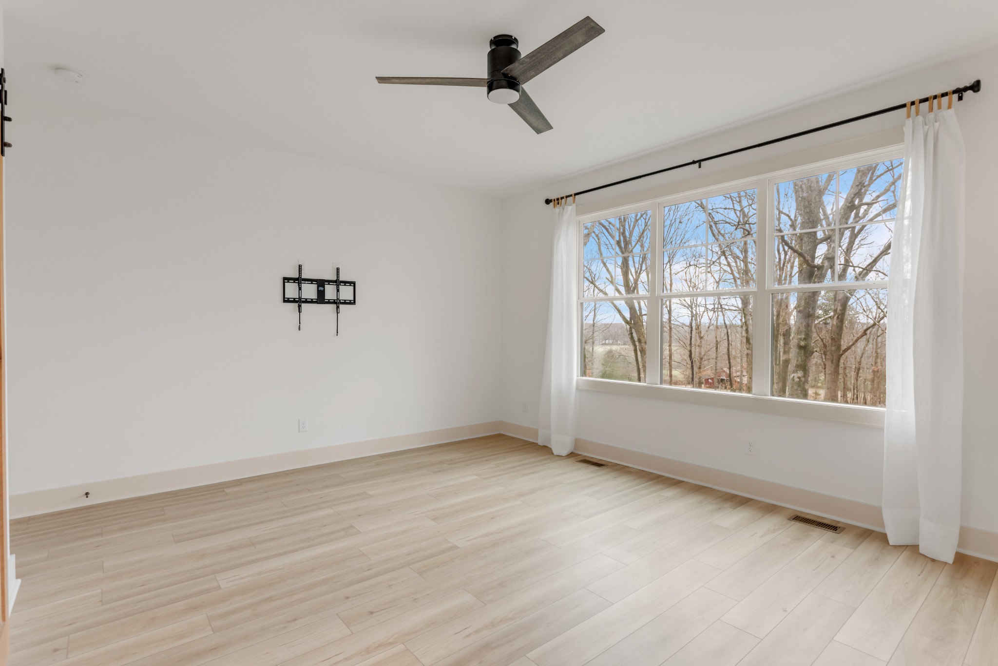2140 Abiff Road Burns, TN 37029 - Photo 23 of 49 Gallery Image 23