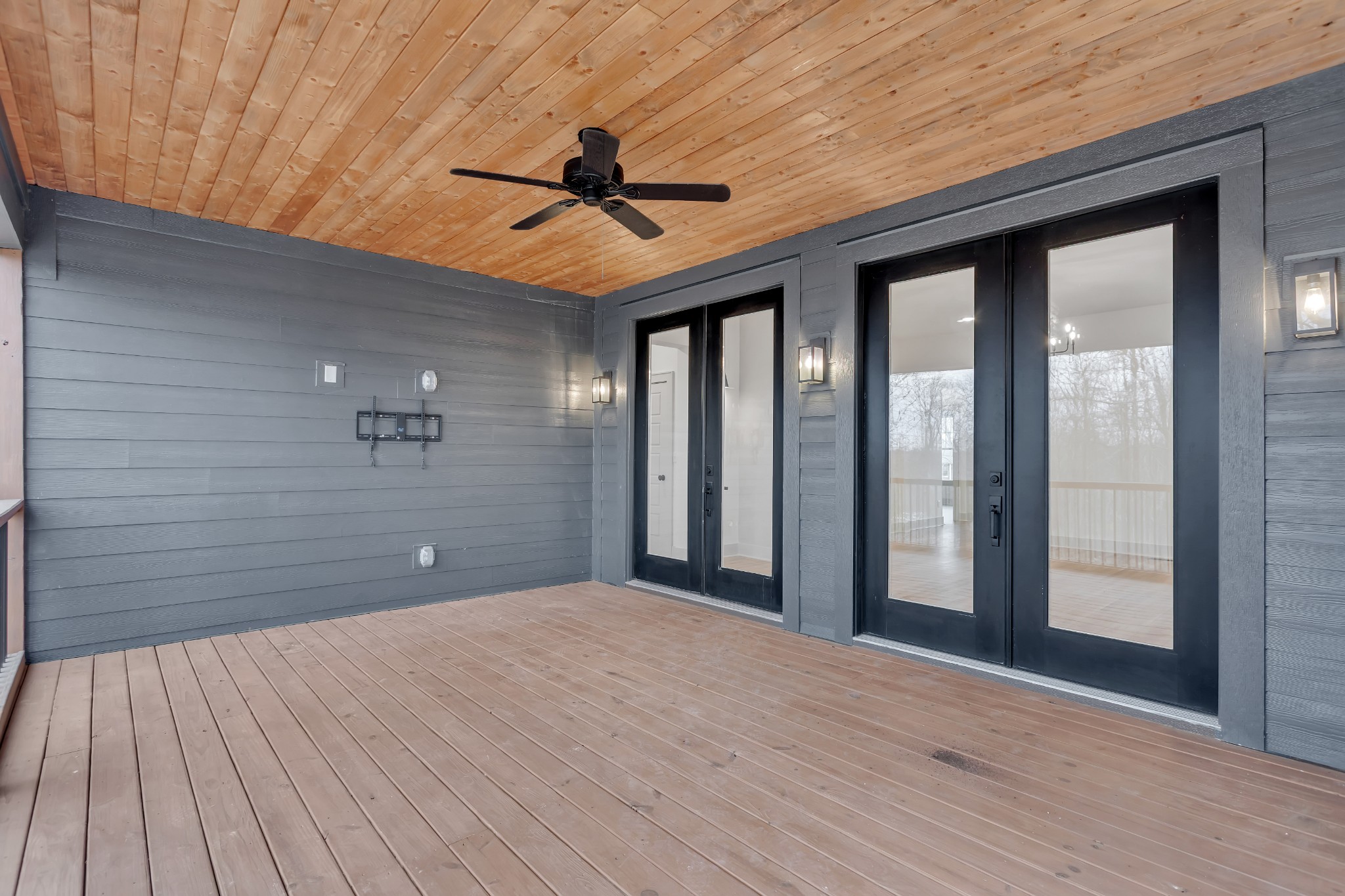 2140 Abiff Road Burns, TN 37029 - Photo 30 of 40 a view of a livingroom with a chandelier