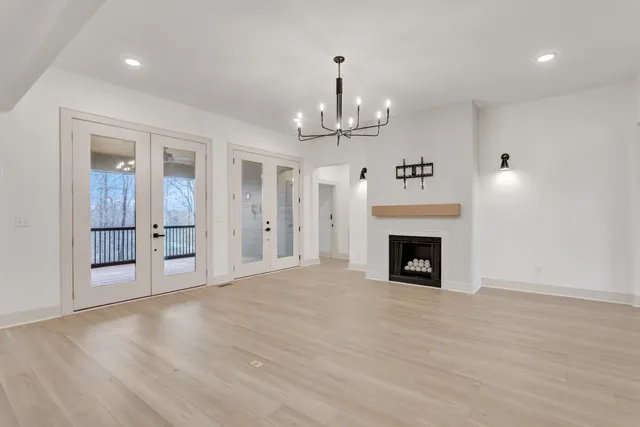 $635,000 | 2140 Abiff Road, Burns, TN 37029