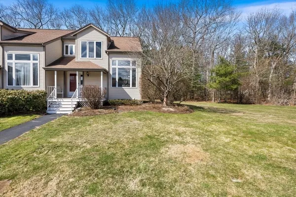 $469,900 | 15 Willow Pond Drive, Unit 15, Rockland, MA 02370