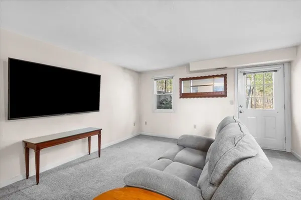 $469,900 | 15 Willow Pond Drive, Unit 15, Rockland, MA 02370