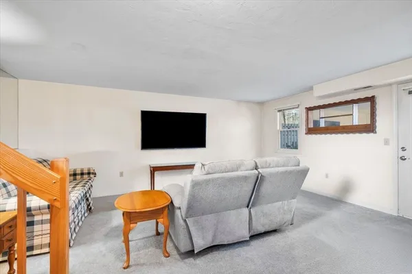 $469,900 | 15 Willow Pond Drive, Unit 15, Rockland, MA 02370