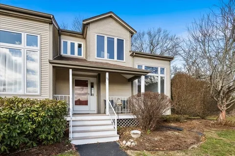 $469,900 | 15 Willow Pond Drive, Unit 15, Rockland, MA 02370
