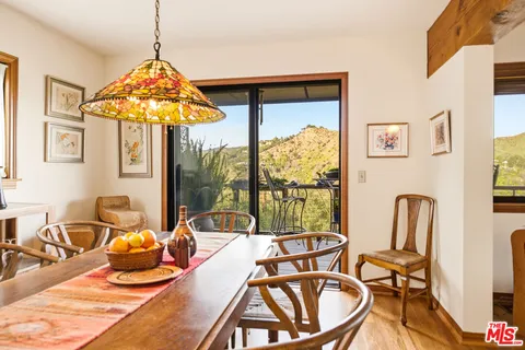 $1,599,500 | 19818 Valley View Drive, Topanga, CA 90290