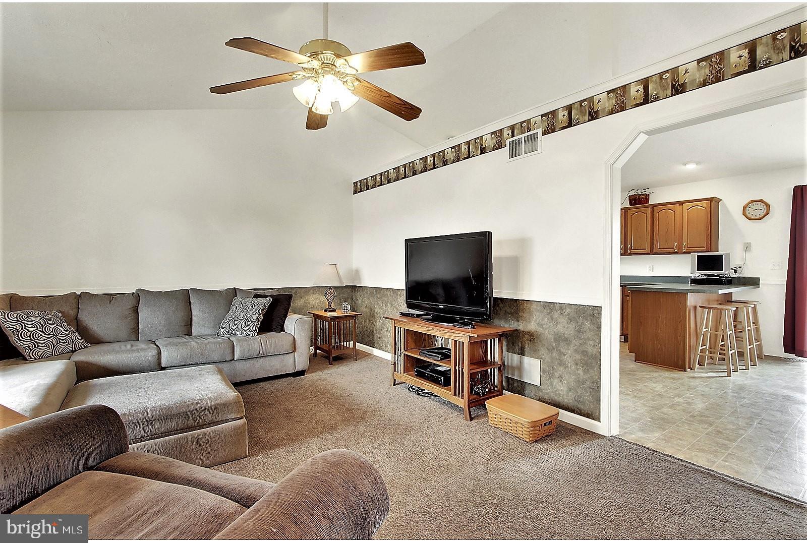 1139 Wolf Road East Berlin, PA 17316 - Photo 6 of 25 Gallery Image 6
