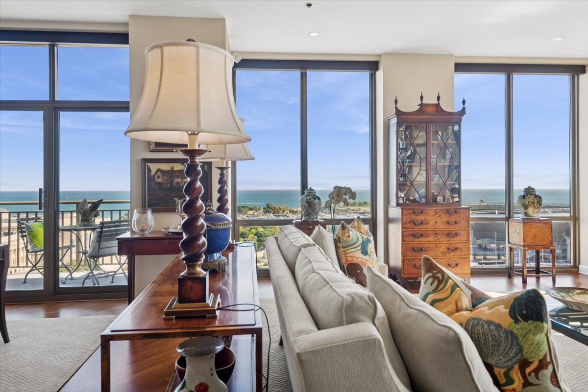 1335 South Prairie Avenue, Unit 2005 Chicago, IL 60605 - Photo 11 of 28