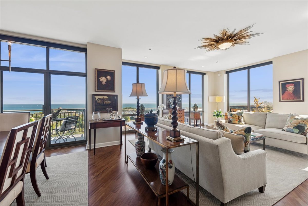 1335 South Prairie Avenue, Unit 2005 Chicago, IL 60605 - Photo 10 of 28