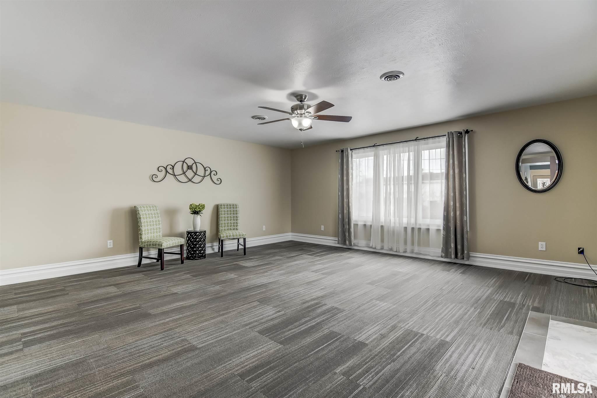 233 East Pine Street Springfield, IL 62704 - Photo 14 of 28 Gallery Image 14