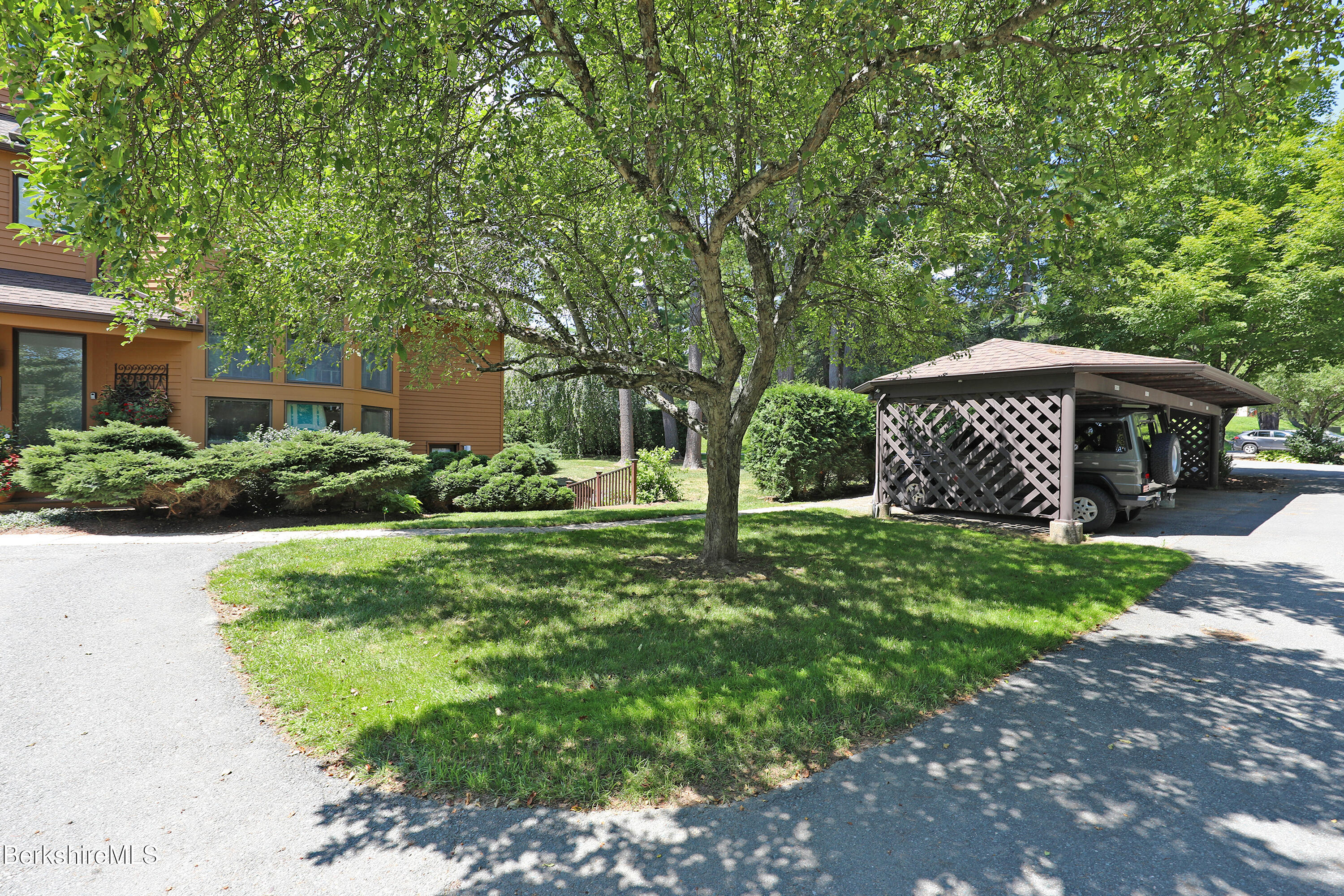 19 Hawthorne Road, Unit CB B1 Stockbridge, MA 01262 - Photo 58 of 58 Carport