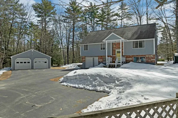 $524,900 | 44 Benlor Drive, Conway, NH 03813