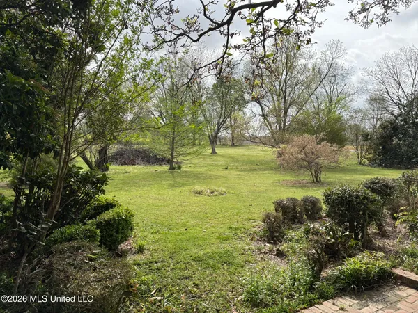 $325,000 | 665 Baltzer Rome Road, Tutwiler, MS 38963