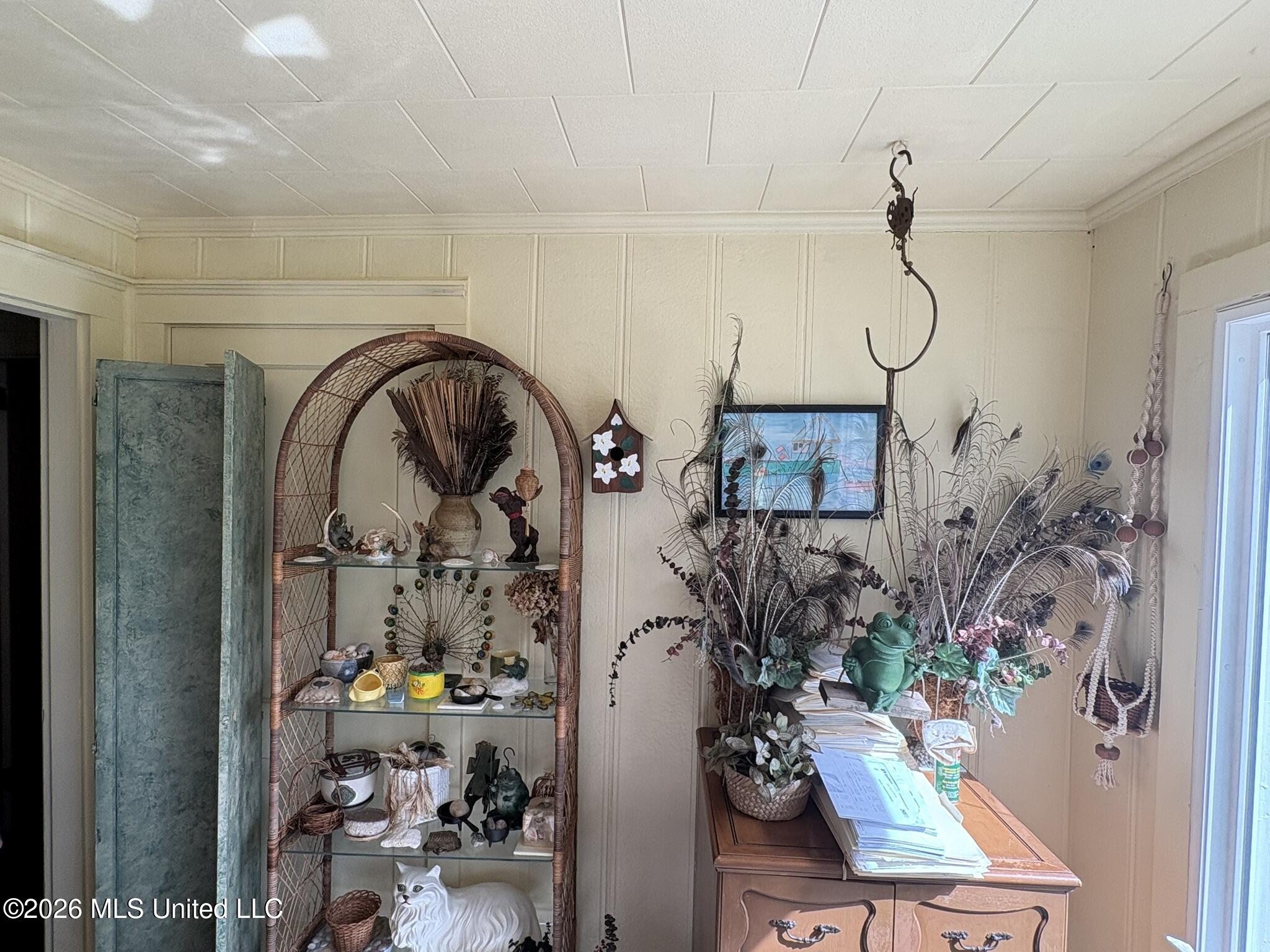 665 Baltzer Rome Road Tutwiler, MS 38963 - Photo 5 of 34 665 Baltzer-Rome.JPEG sunroom 2