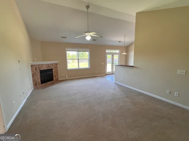 $284,900 | 106 Christopher Drive, Byron, GA 31008