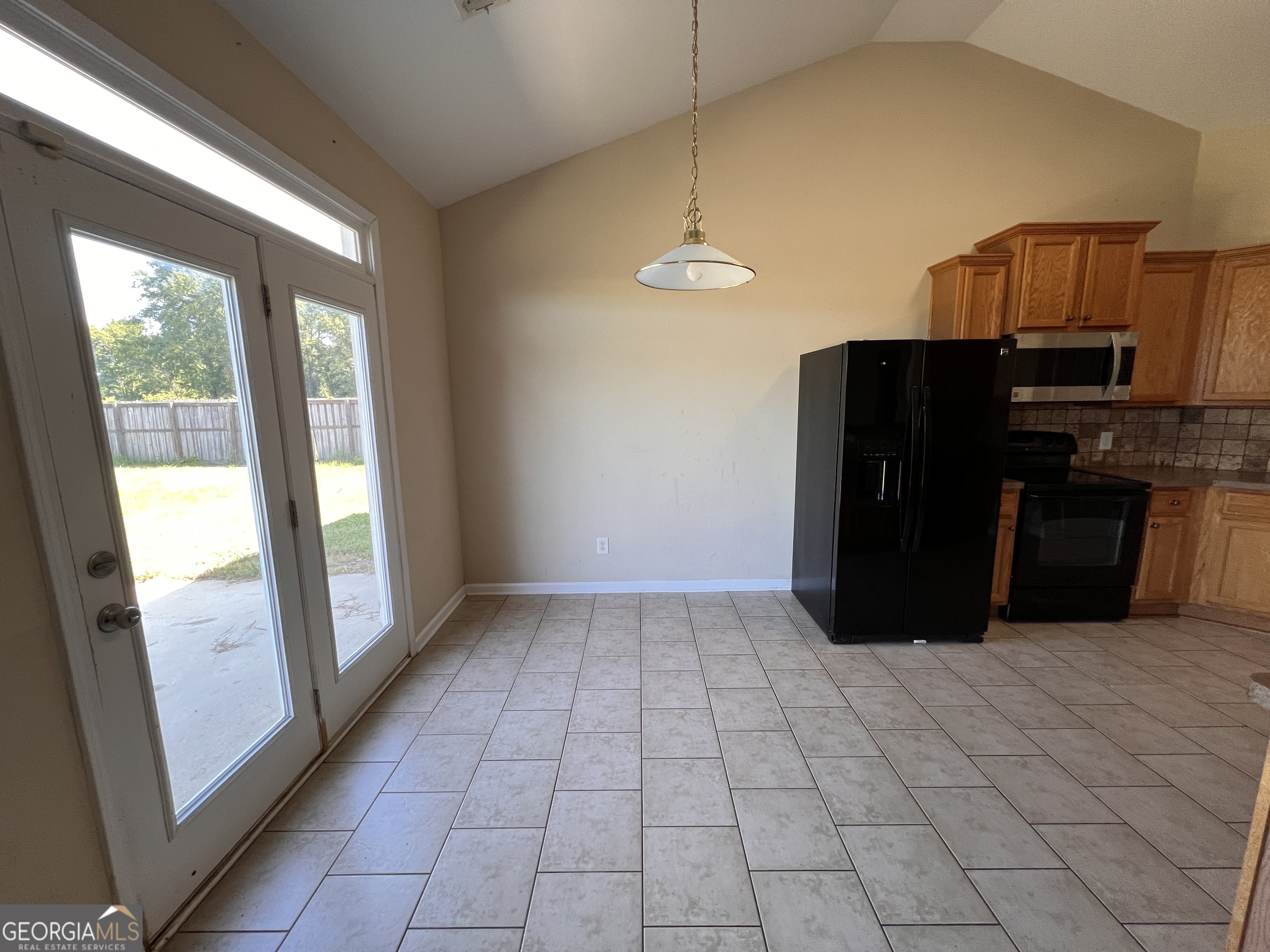 106 Christopher Drive Byron, GA 31008 - Photo 20 of 32 Dining Area