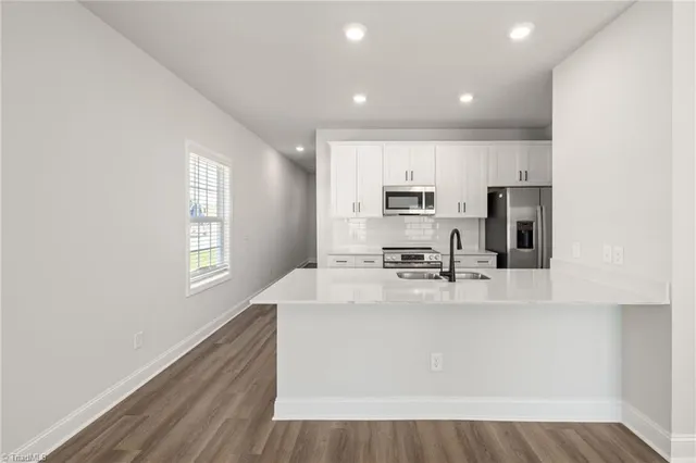 $1,995 | 1729 University Drive, Unit C1, Burlington, NC 27215