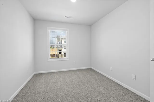 $1,995 | 1729 University Drive, Unit C1, Burlington, NC 27215