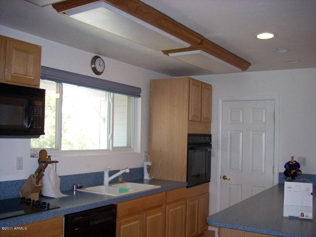 2288 Sunrise Road Overgaard, AZ 85933 - Photo 8 of 20 8