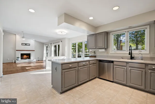 $939,900 | 13633 Union Village Circle, Clifton, VA 20124