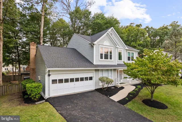 $939,900 | 13633 Union Village Circle, Clifton, VA 20124