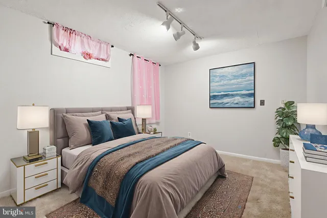 $939,900 | 13633 Union Village Circle, Clifton, VA 20124