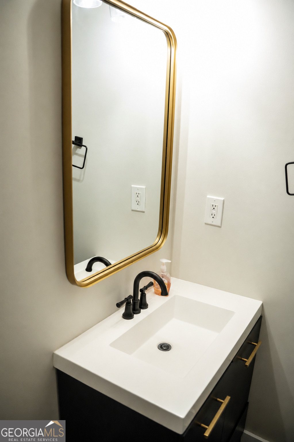872 Henderson Road Dublin, GA 31021 - Photo 10 of 20