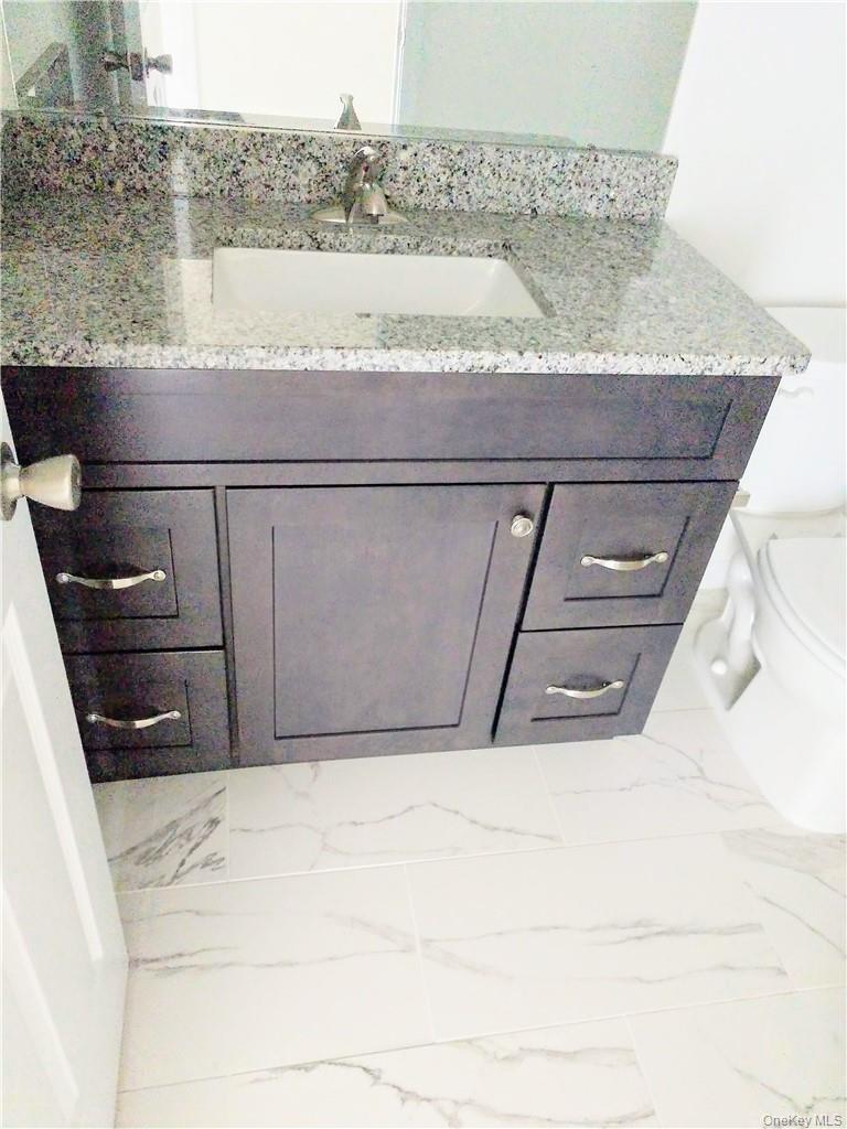 69 Magnolia Park Road Middletown, NY 10940 - Photo 17 of 43 2nd bathroom on 2nd level