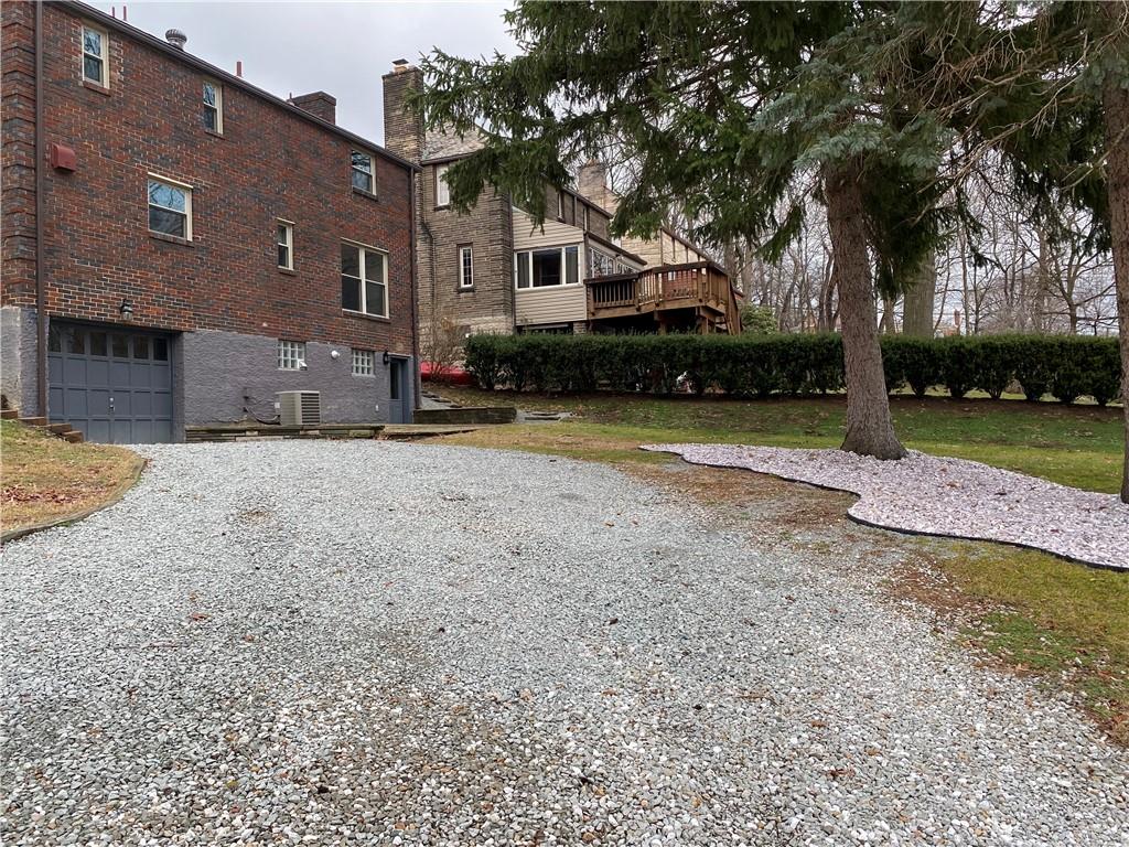 621 Bower Hill Road Pittsburgh, PA 15228 - Photo 2 of 20 Gallery Image 2