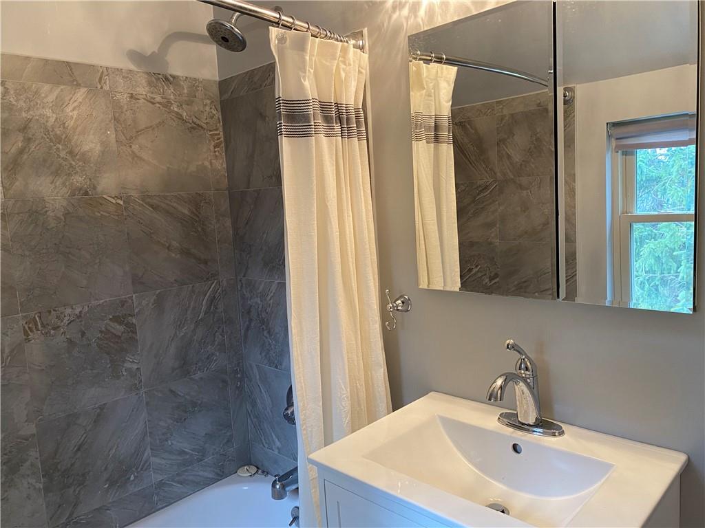 621 Bower Hill Road Pittsburgh, PA 15228 - Photo 14 of 20 Gallery Image 14