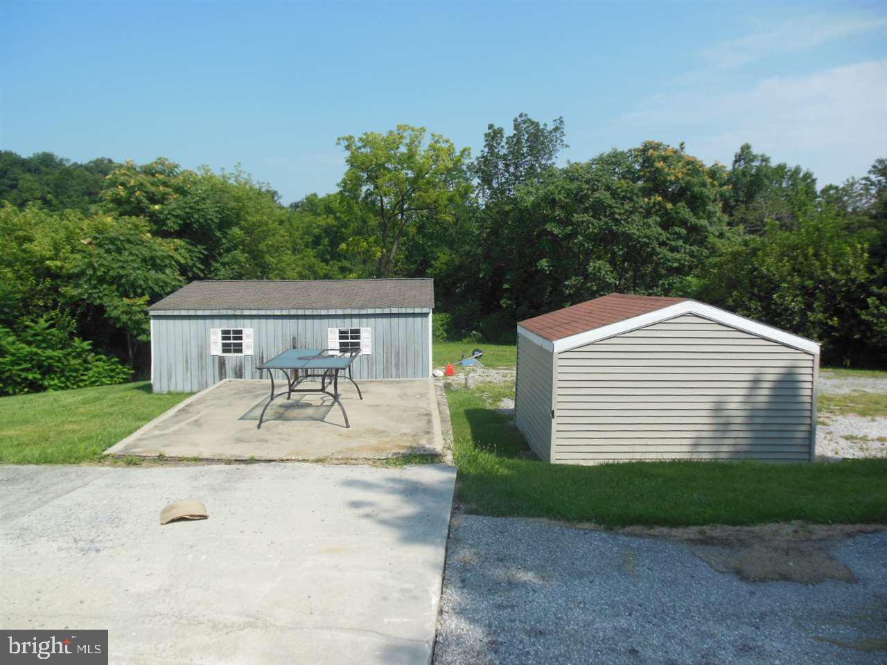 5335 Lehman Road Spring Grove, PA 17362 - Photo 6 of 25