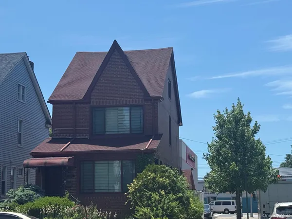 $1,100,000 | 123-02 116th Avenue | South Ozone Park