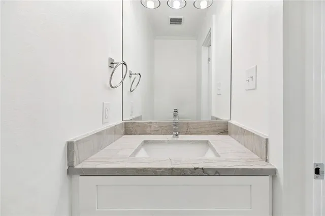 $2,150 | 20200 Narrow Road, Covington, LA 70435