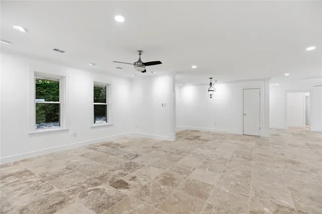 $2,150 | 20200 Narrow Road, Covington, LA 70435