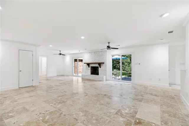 $2,150 | 20200 Narrow Road, Covington, LA 70435