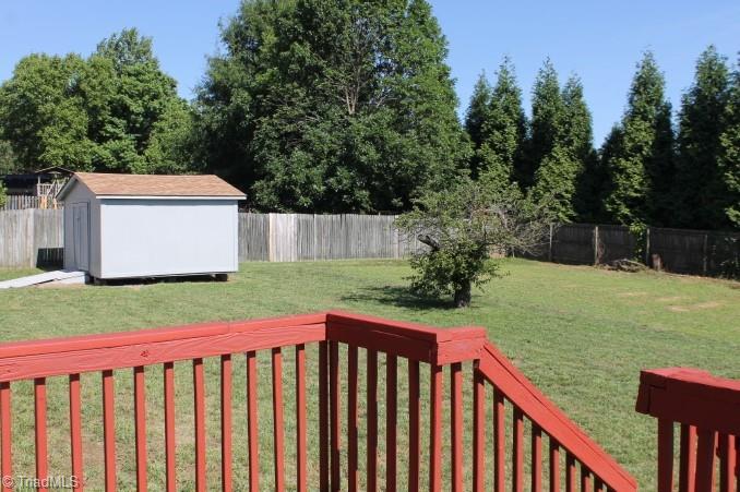 2458 Willard Road High Point, NC 27265 - Photo 10 of 32