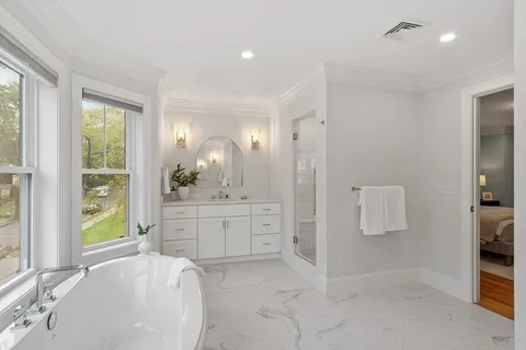 $2,599,000 | 31 Moody Street, Newton, MA 02467