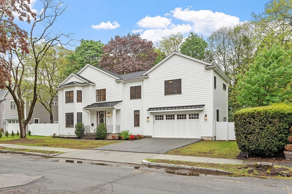 31 Moody Street Newton, MA 02467 - Photo 5 of 30