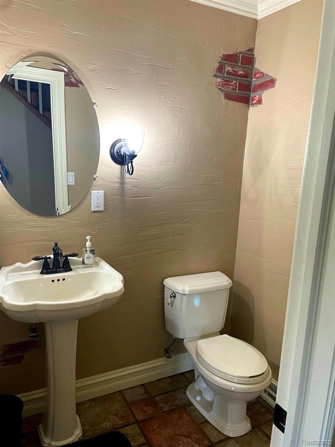 1880 Granger Road Oxford, MI 48371 - Photo 14 of 25 HALF BATH ON MAIN FLOOR