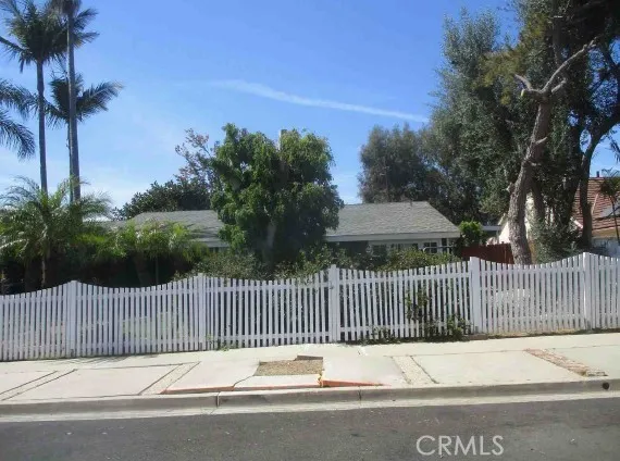 $1,410,000 | 13571 Laurinda Way, Santa Ana, CA 92705